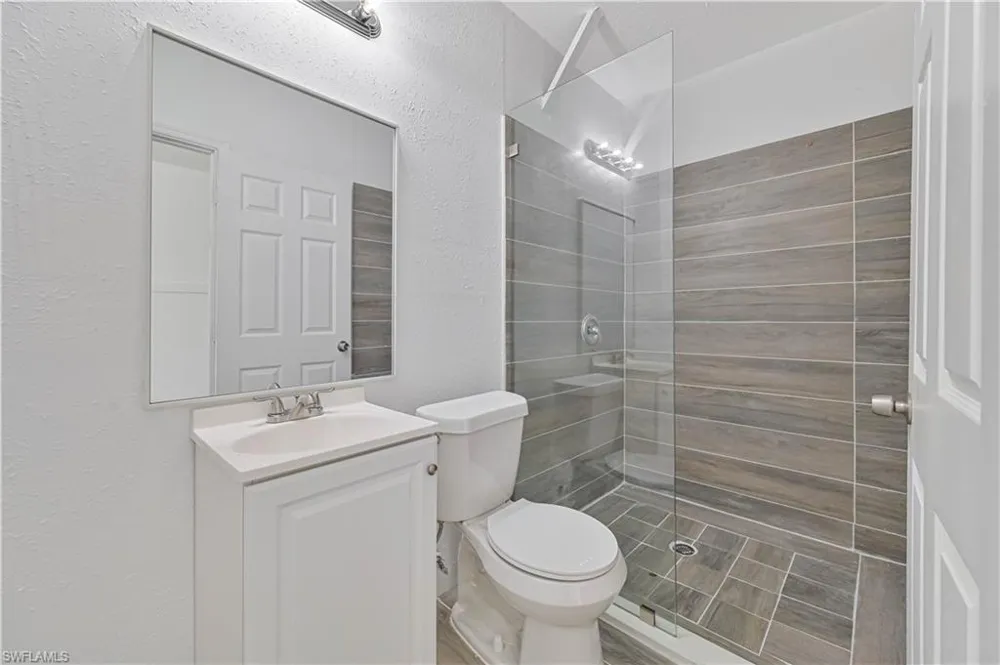 101 Lucille Avenue Fort Myers, FL 33916