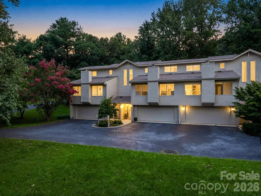 103 Shadowbrook Drive Asheville, NC 28805
