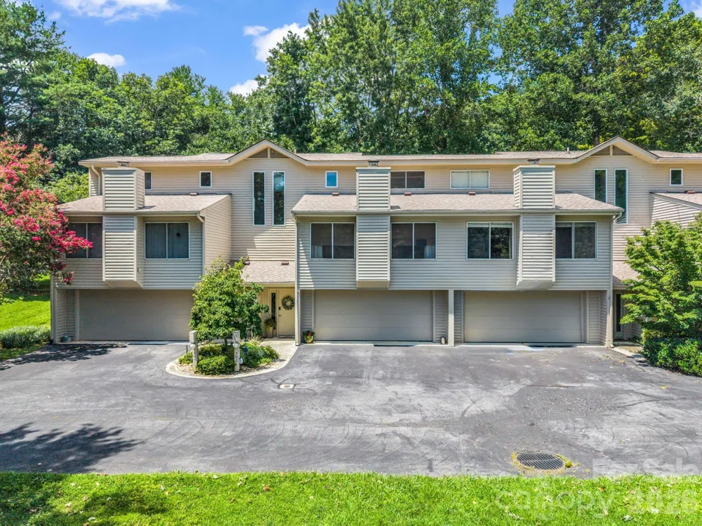 103 Shadowbrook Drive Asheville, NC 28805