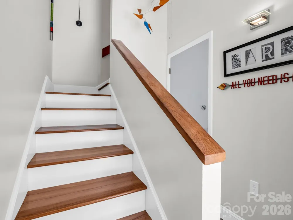 103 Shadowbrook Drive Asheville, NC 28805