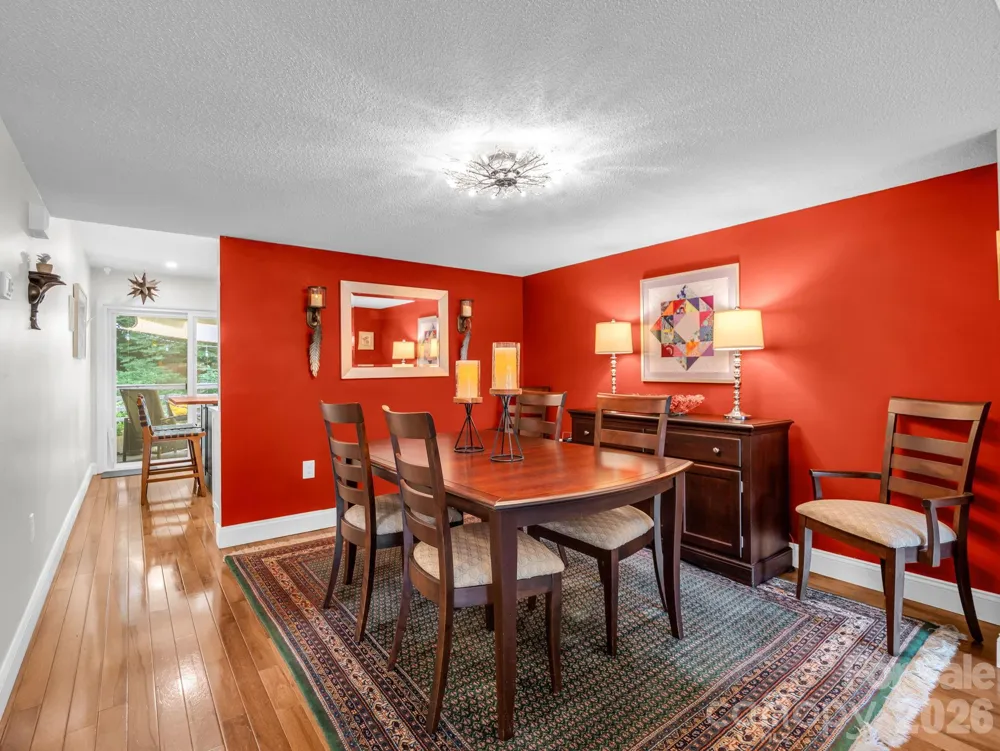 103 Shadowbrook Drive Asheville, NC 28805