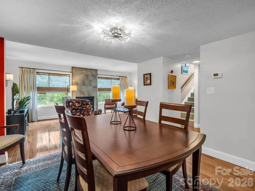 103 Shadowbrook Drive Asheville, NC 28805