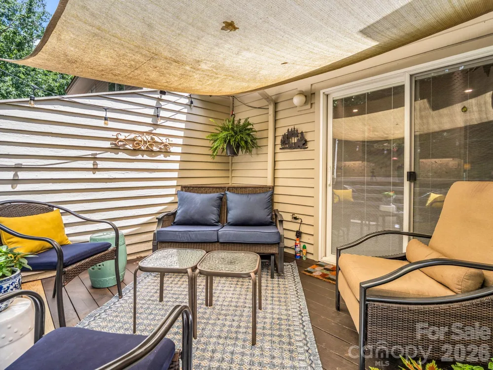 103 Shadowbrook Drive Asheville, NC 28805