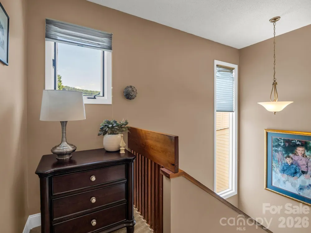 103 Shadowbrook Drive Asheville, NC 28805