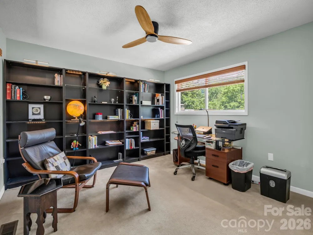 103 Shadowbrook Drive Asheville, NC 28805