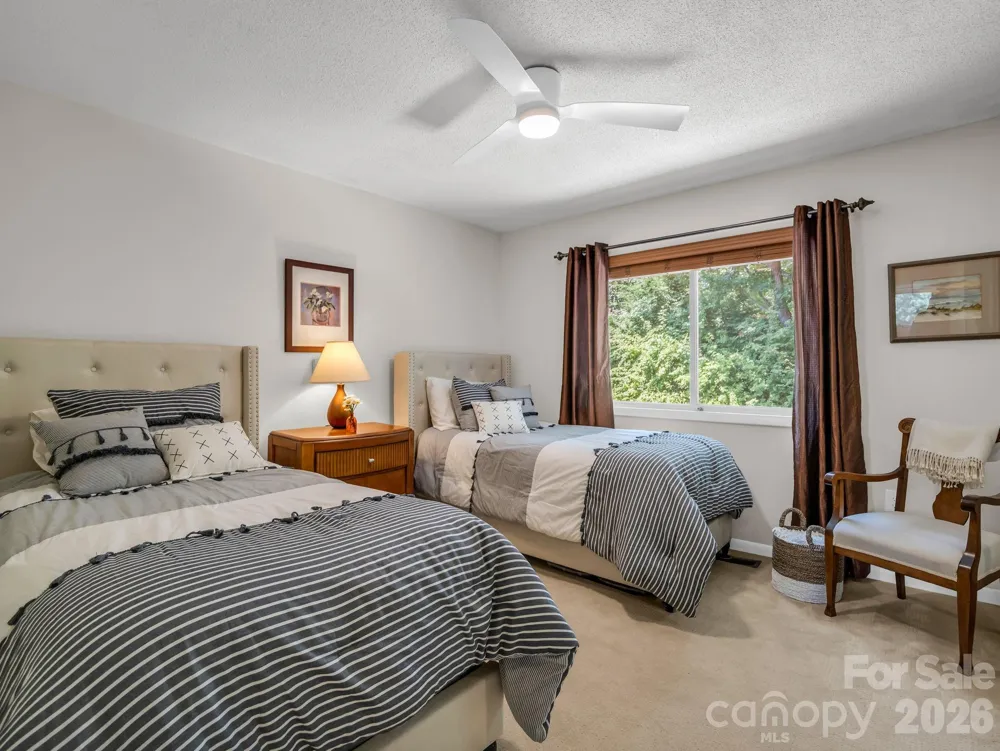 103 Shadowbrook Drive Asheville, NC 28805