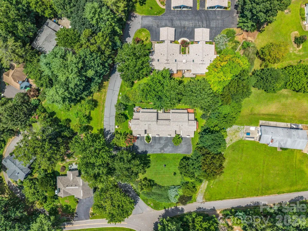 103 Shadowbrook Drive Asheville, NC 28805
