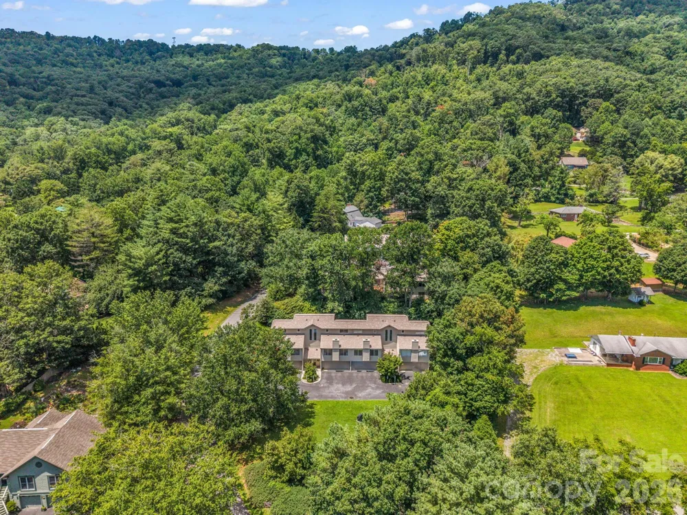 103 Shadowbrook Drive Asheville, NC 28805