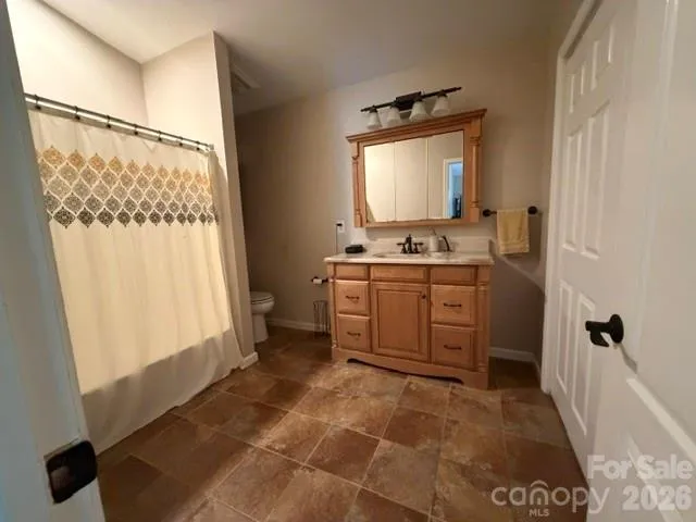 80 Hidden Bluff Lane Horse Shoe, NC 28742