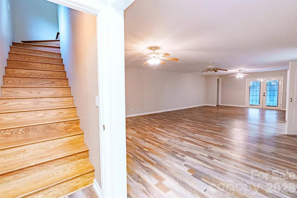 80 Hidden Bluff Lane Horse Shoe, NC 28742