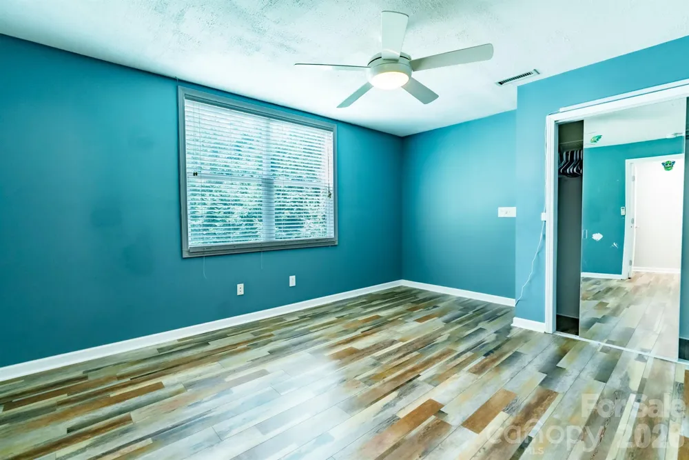 80 Hidden Bluff Lane Horse Shoe, NC 28742