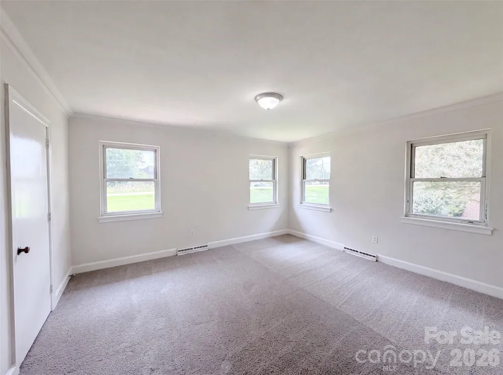 411 Roy Eaker Road Cherryville, NC 28021