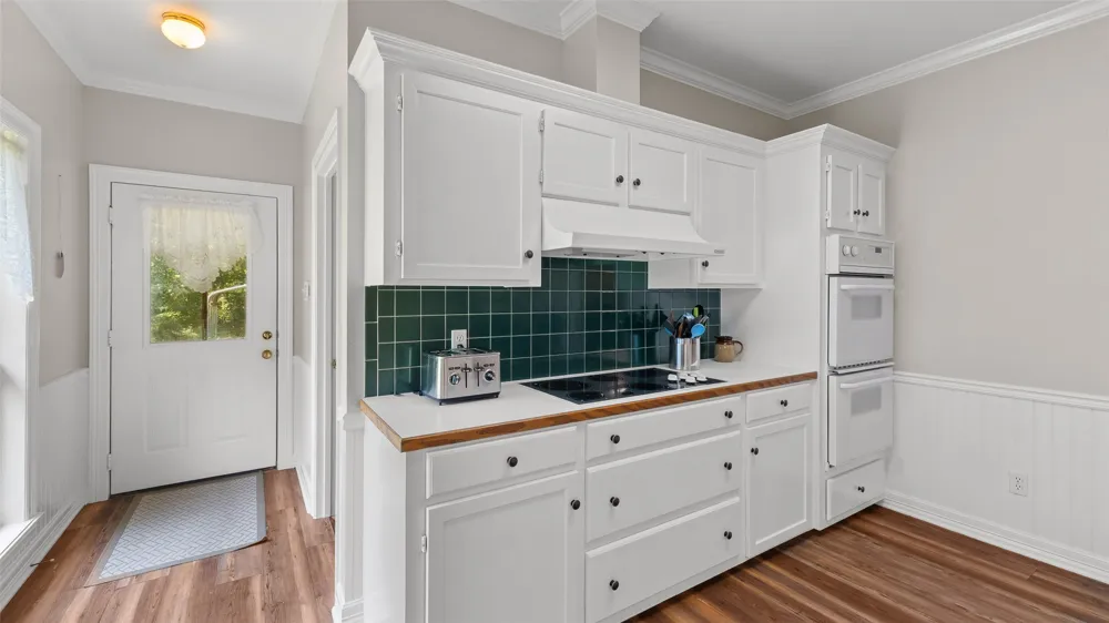 10129 Hudson Road Mooringsport, LA 71060