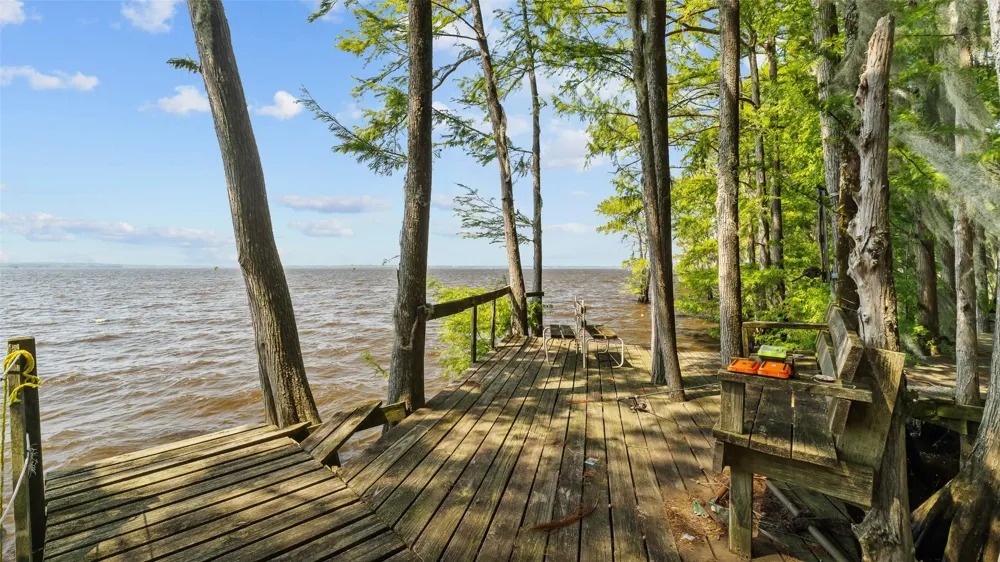 10129 Hudson Road Mooringsport, LA 71060