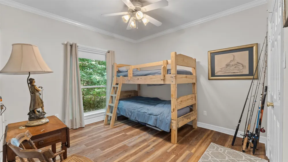 10129 Hudson Road Mooringsport, LA 71060