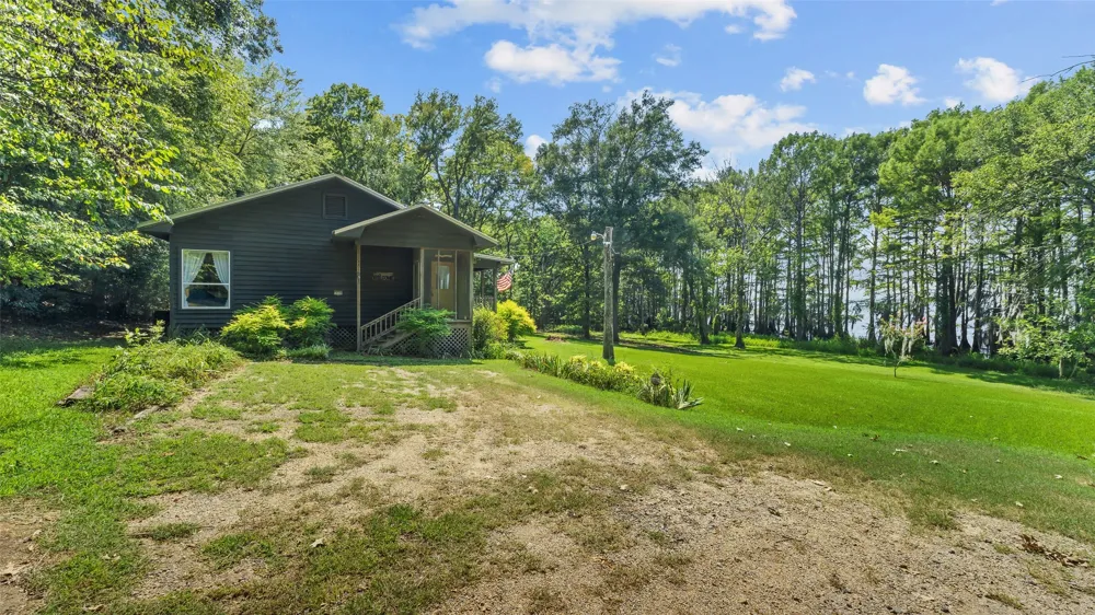 10129 Hudson Road Mooringsport, LA 71060