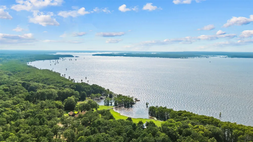 10129 Hudson Road Mooringsport, LA 71060