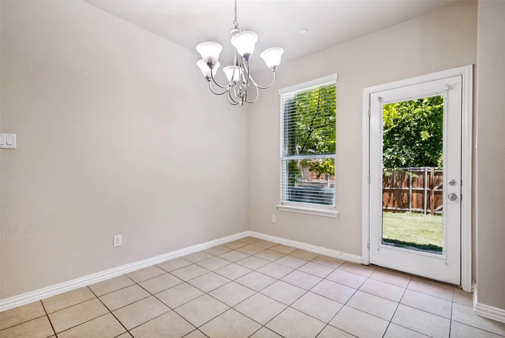 241 Barrington Lane Lewisville, TX 75067
