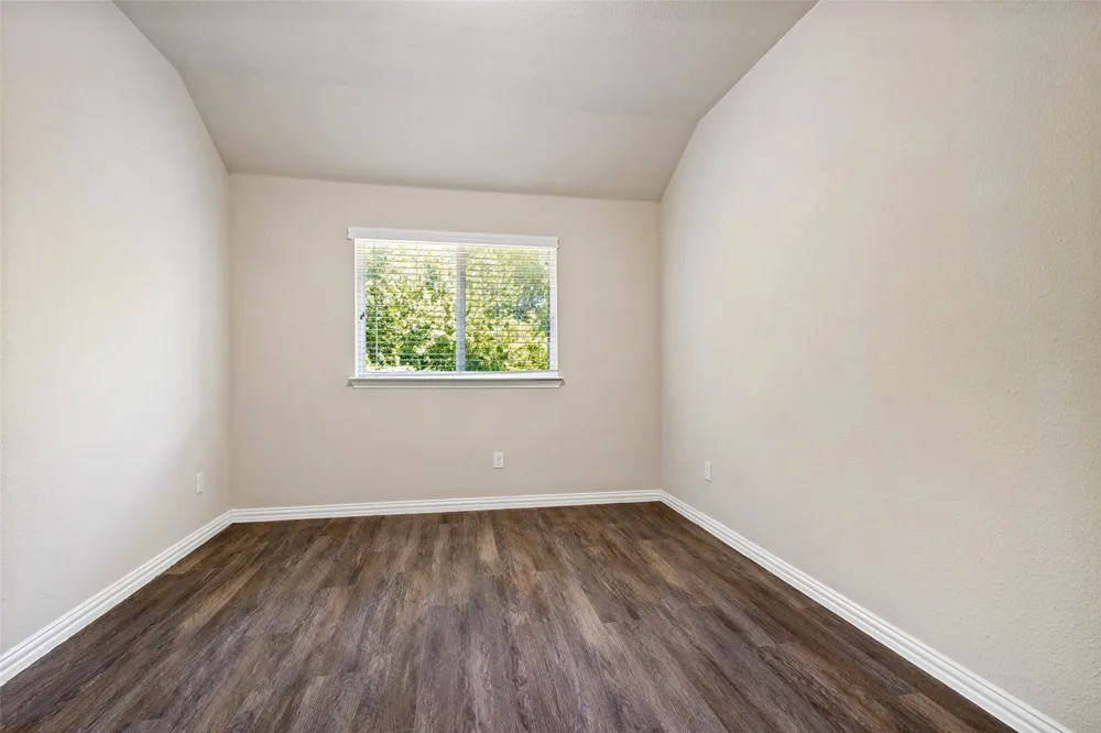 241 Barrington Lane Lewisville, TX 75067