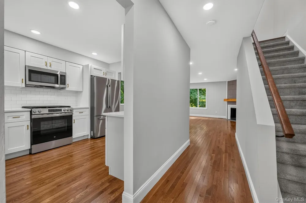 13 Timber Ridge Mount Kisco, NY 10549