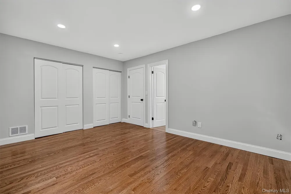 13 Timber Ridge Mount Kisco, NY 10549