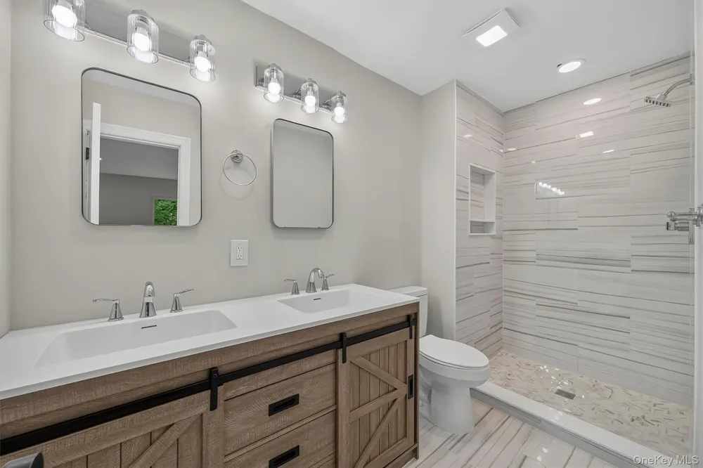 13 Timber Ridge Mount Kisco, NY 10549
