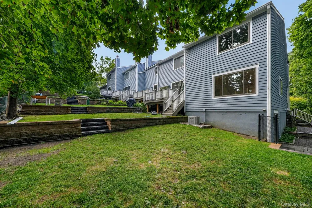 13 Timber Ridge Mount Kisco, NY 10549