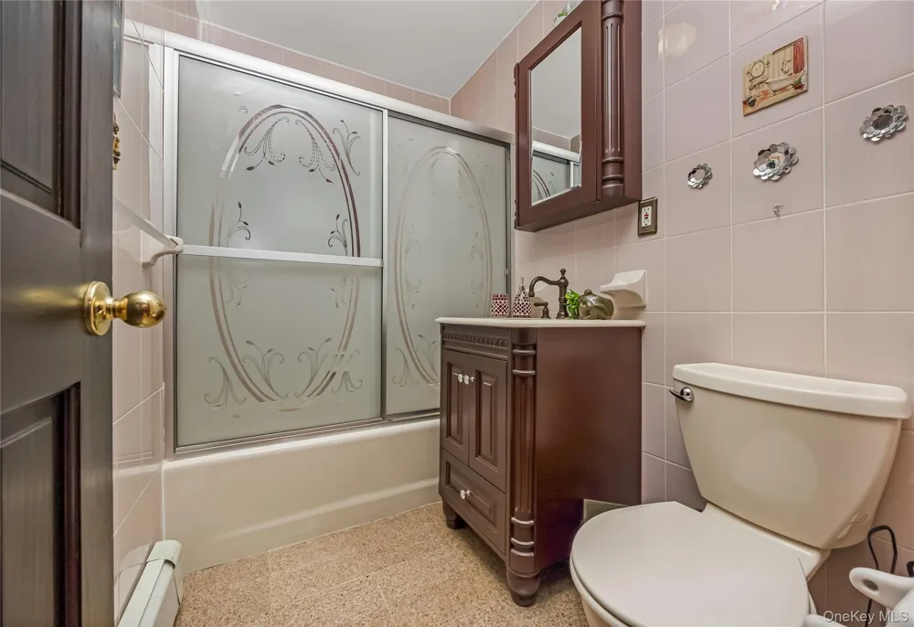 151-62 24th Road Whitestone, NY 11357
