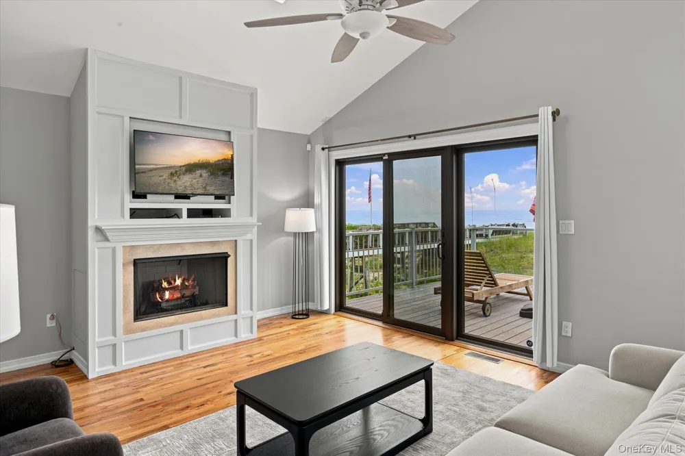 717 Dune Road Westhampton Dunes, NY 11978