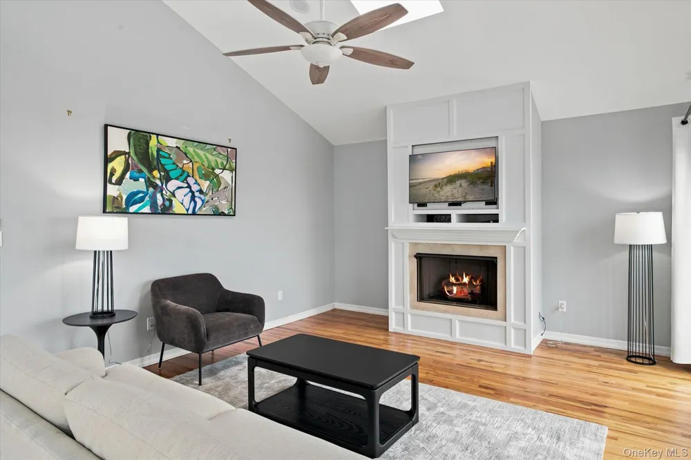 717 Dune Road Westhampton Dunes, NY 11978