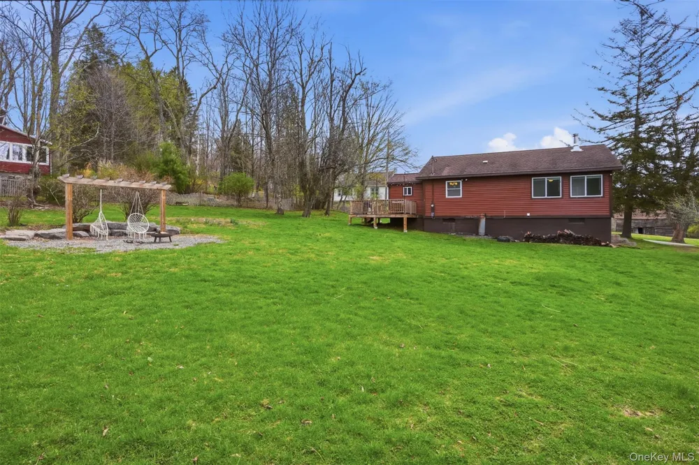27 Old County Road Cochecton, NY 12726