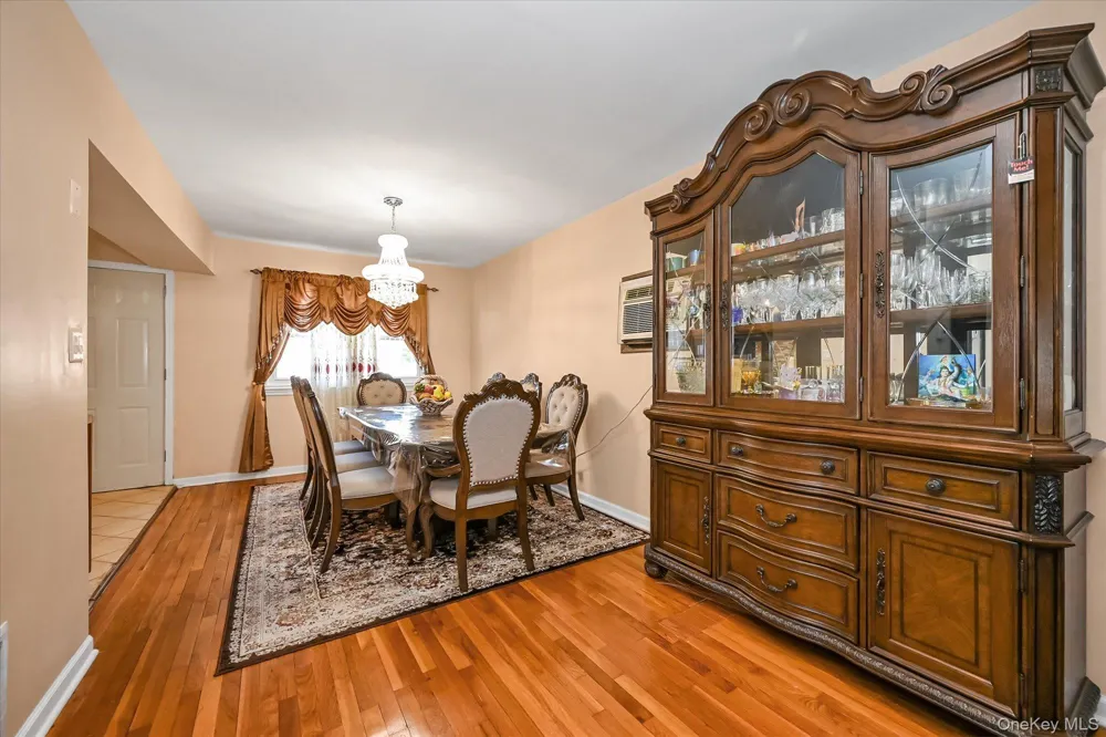 253-27 147th Avenue Rosedale, NY 11422