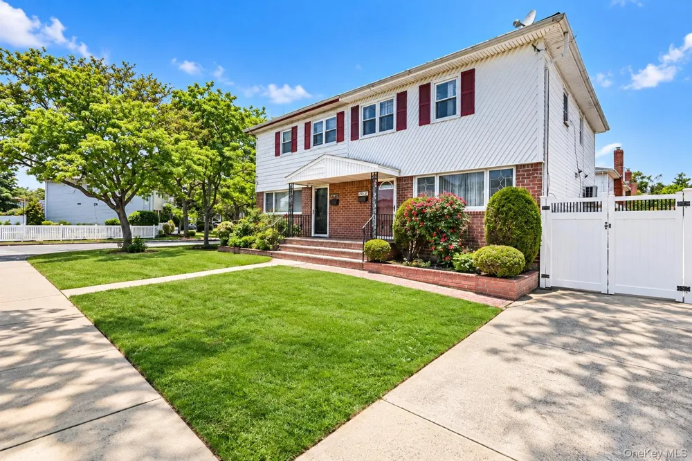 253-27 147th Avenue Rosedale, NY 11422