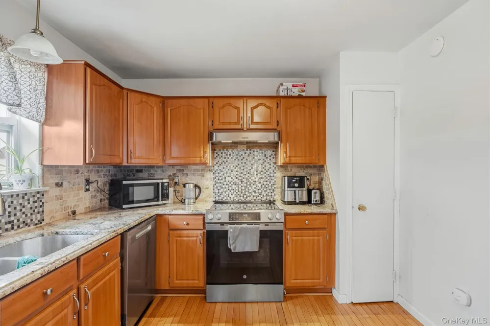 35 Helene Road Warwick, NY 10990