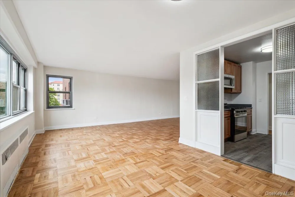 2 Washington Square #1G Larchmont, NY 10538
