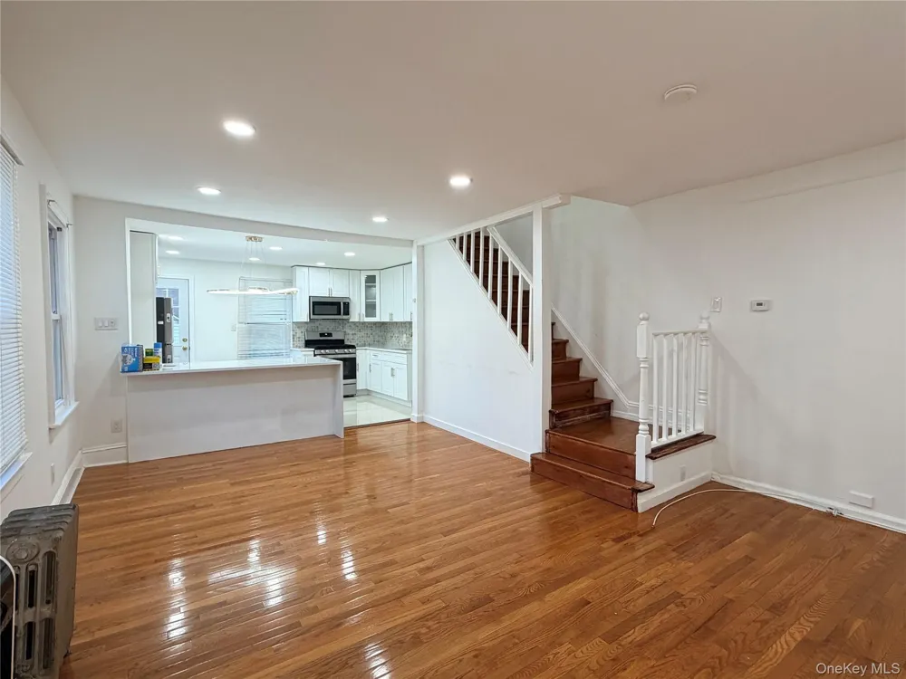 16414 81st Avenue Fresh Meadows, NY 11432