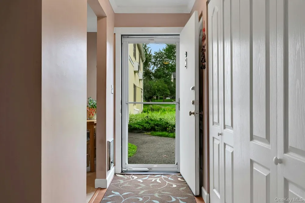26 Kenneth Stuart #A Mohegan Lake, NY 10547
