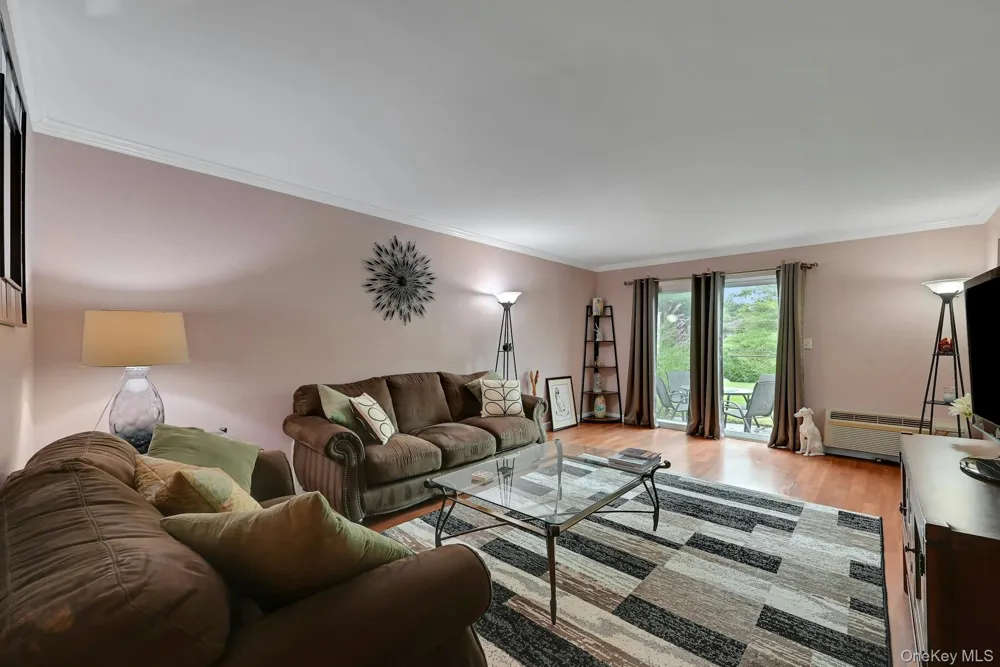 26 Kenneth Stuart #A Mohegan Lake, NY 10547