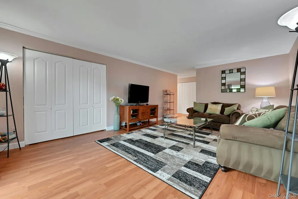26 Kenneth Stuart #A Mohegan Lake, NY 10547