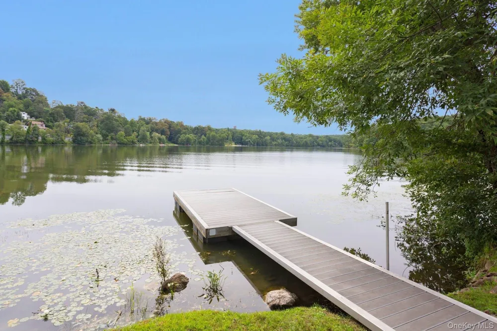 26 Kenneth Stuart #A Mohegan Lake, NY 10547