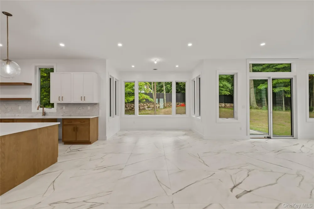 31 Argo Lane Monsey, NY 10977