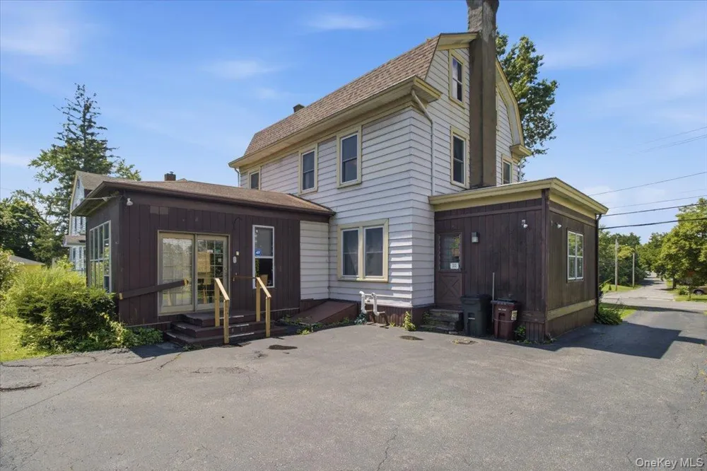 166 Spring Street Catskill, NY 12414