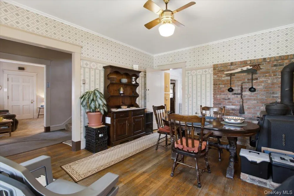 166 Spring Street Catskill, NY 12414