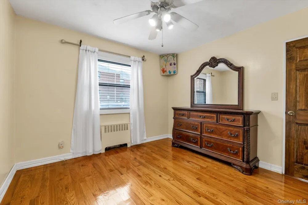 163-02 Willets Point Blvd. ##4-221 Whitestone, NY 11357