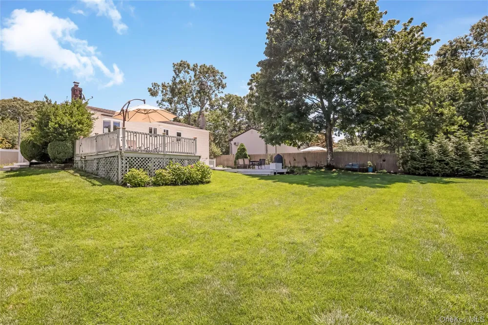 615 Sleepy Hollow Drive Shirley, NY 11967