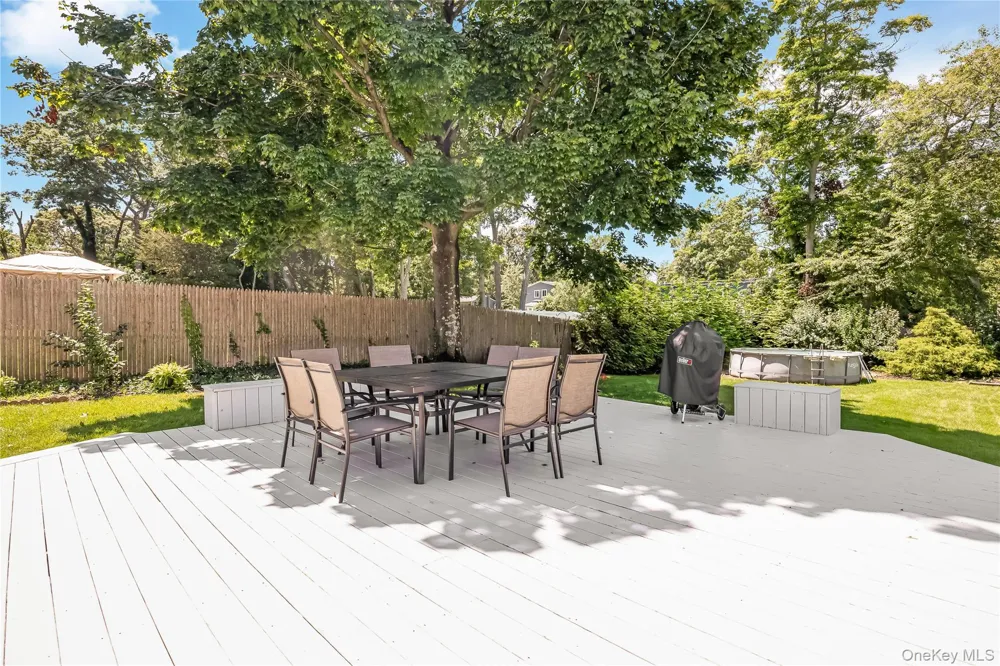 615 Sleepy Hollow Drive Shirley, NY 11967