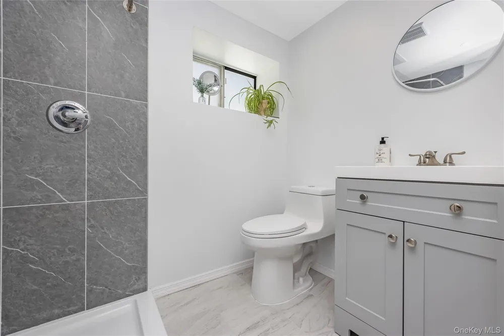 615 Sleepy Hollow Drive Shirley, NY 11967