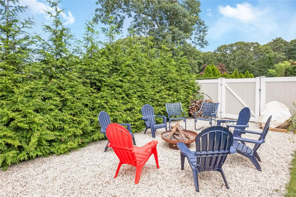 615 Sleepy Hollow Drive Shirley, NY 11967