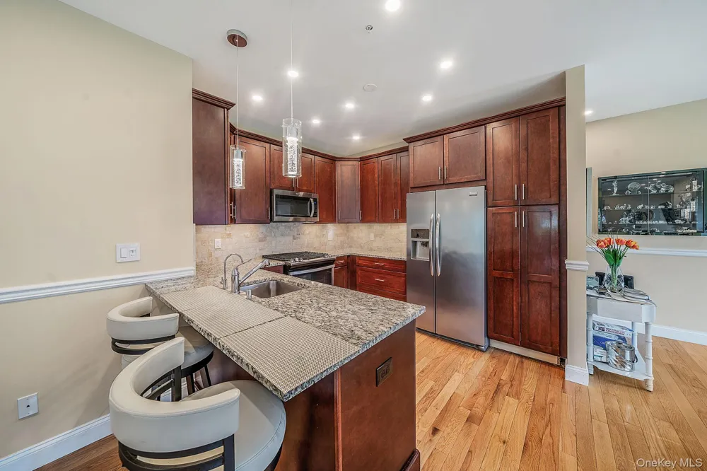 32 Avery Way Blue Point, NY 11772