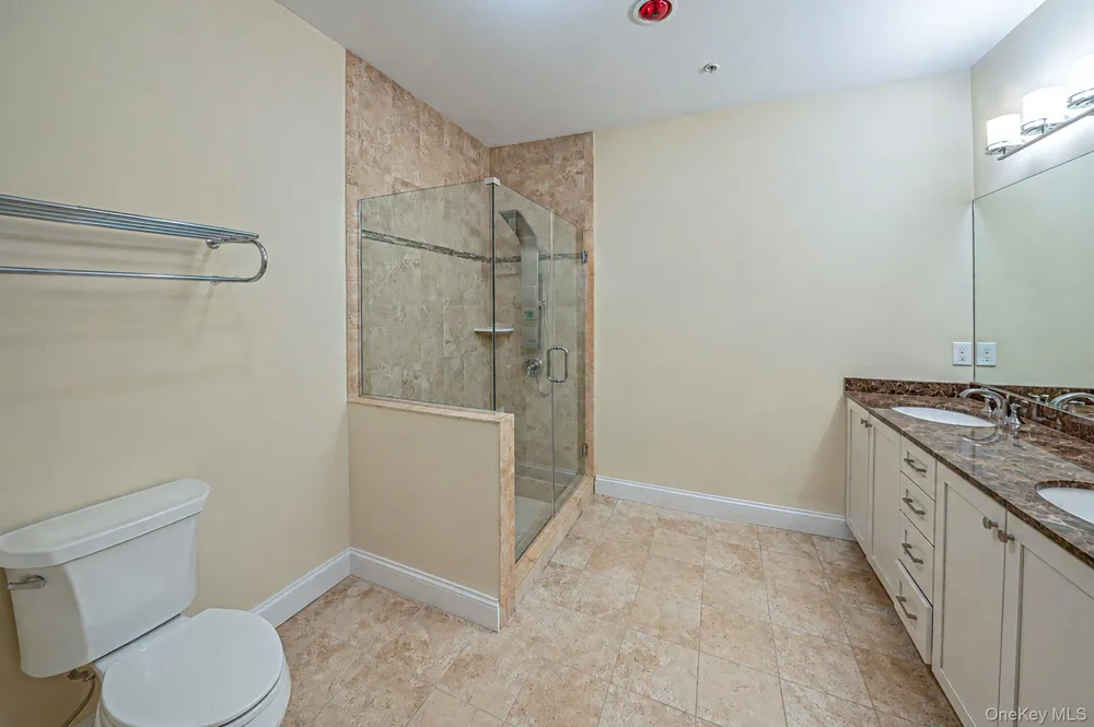 32 Avery Way Blue Point, NY 11772